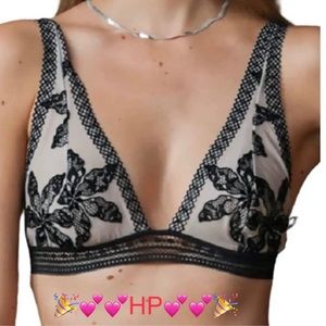 🎉💕HP🎊🆕 Free People Women's Alia Bralette Size S